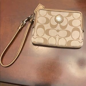 Coach wristlet wallet